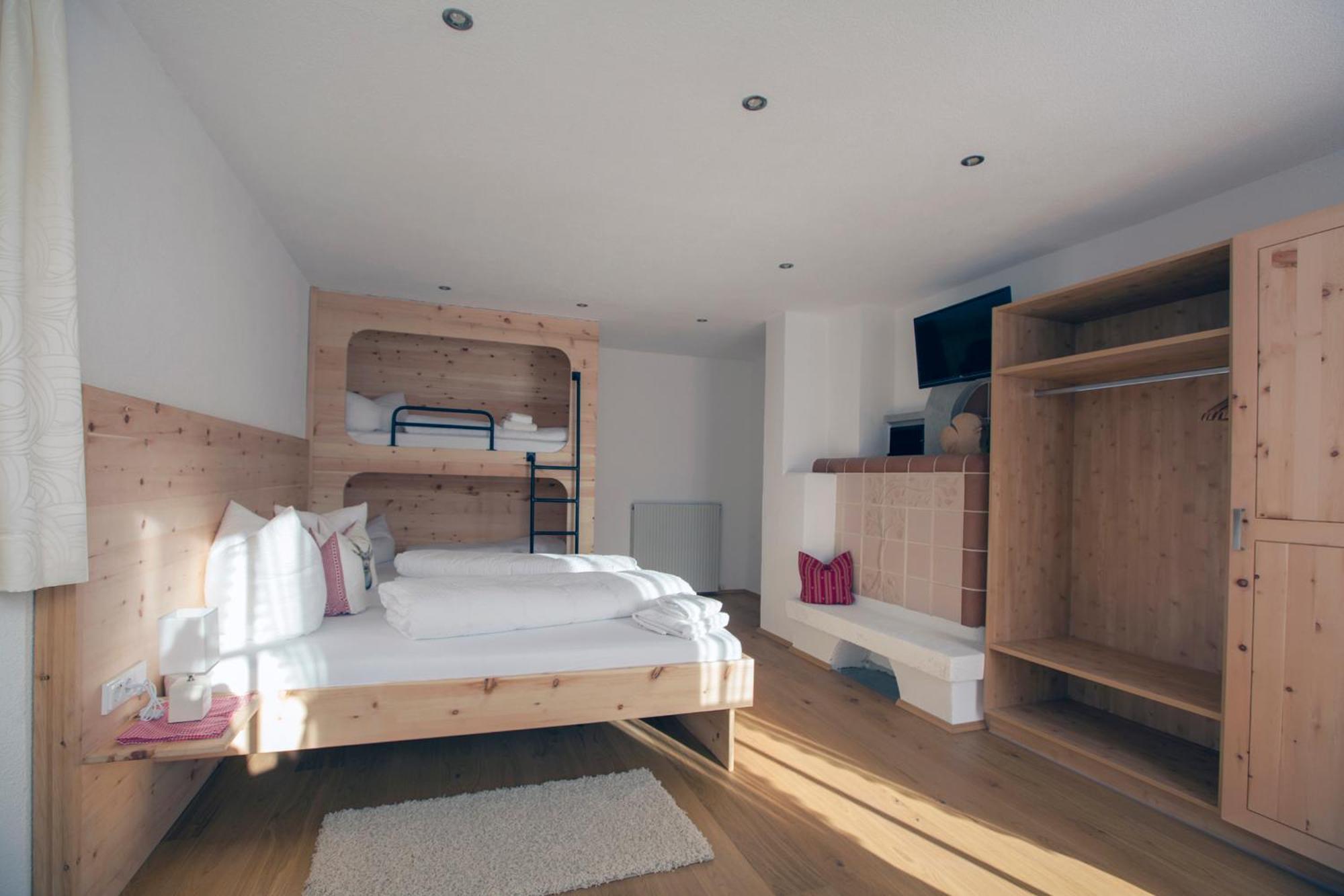 Piz Lad Appartement *